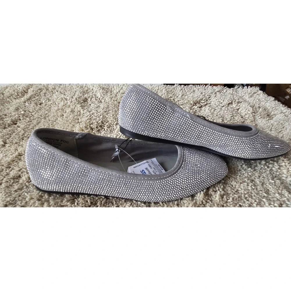 LONDON FOG COLLECTION Women's Silver Embellished Flats Sz 7W ~ NWT ~
